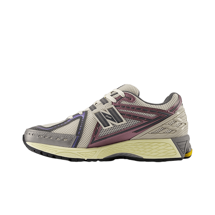 New Balance 1906R Licorice Angle 0