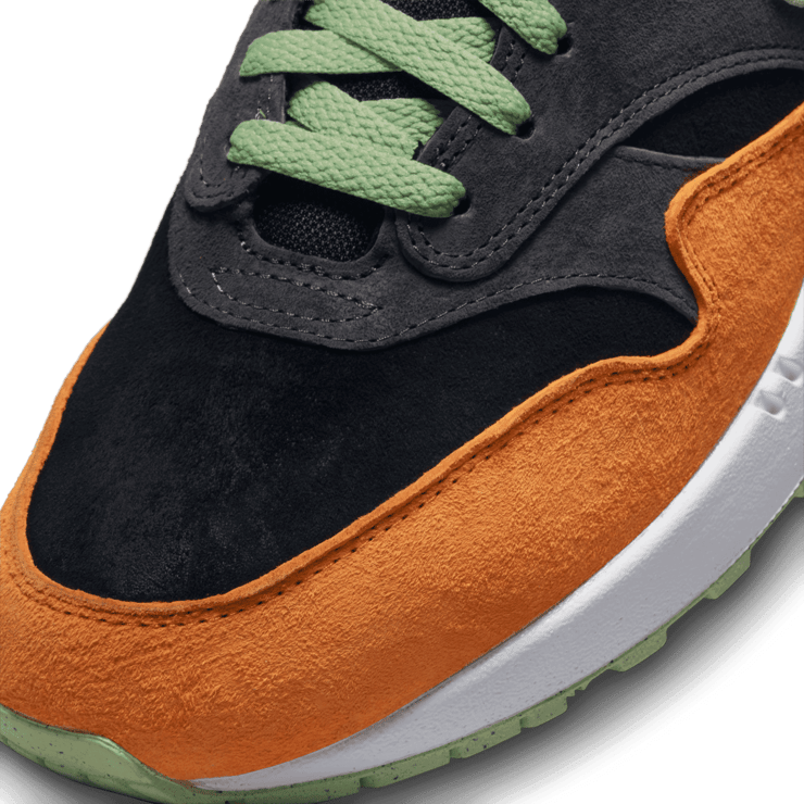 Nike Air Max 1 Ugly Duckling Honey Dew Angle 4