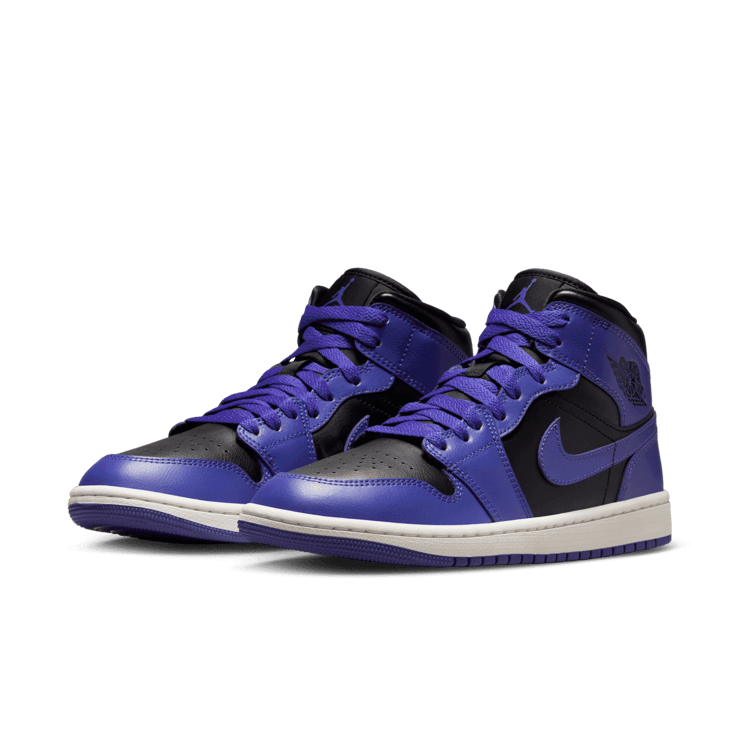 Air Jordan 1 Mid Black Concord (W) Angle 2