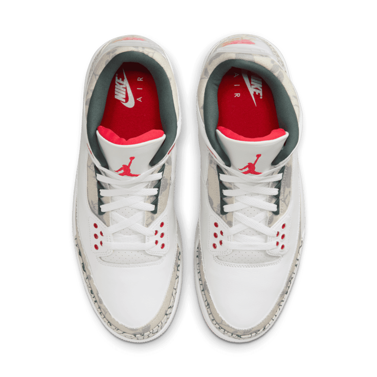 Jordan 3 Retro Wings (2024) Angle 1