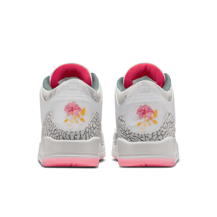 Jordan 3 Retro Wings (2024) Angle 3