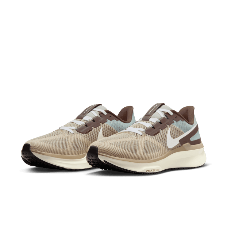 Nike Structure 25 Premium Road Angle 2