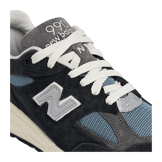 New Balance 990v2 Made in USA Teddy Santis Navy Castlerock Angle 4