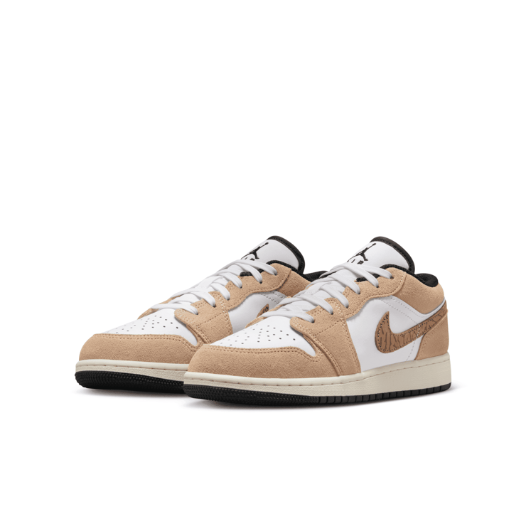 Air Jordan 1 Low SE 'Brown Elephant' (GS) Angle 3