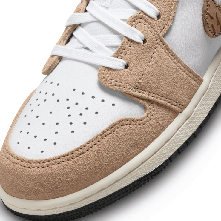 Air Jordan 1 Low SE 'Brown Elephant' (GS) Angle 5
