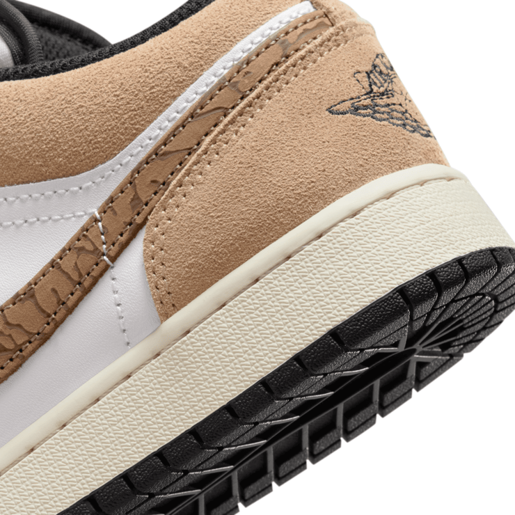 Air Jordan 1 Low SE  'Brown Elephant' (GS) Angle 6