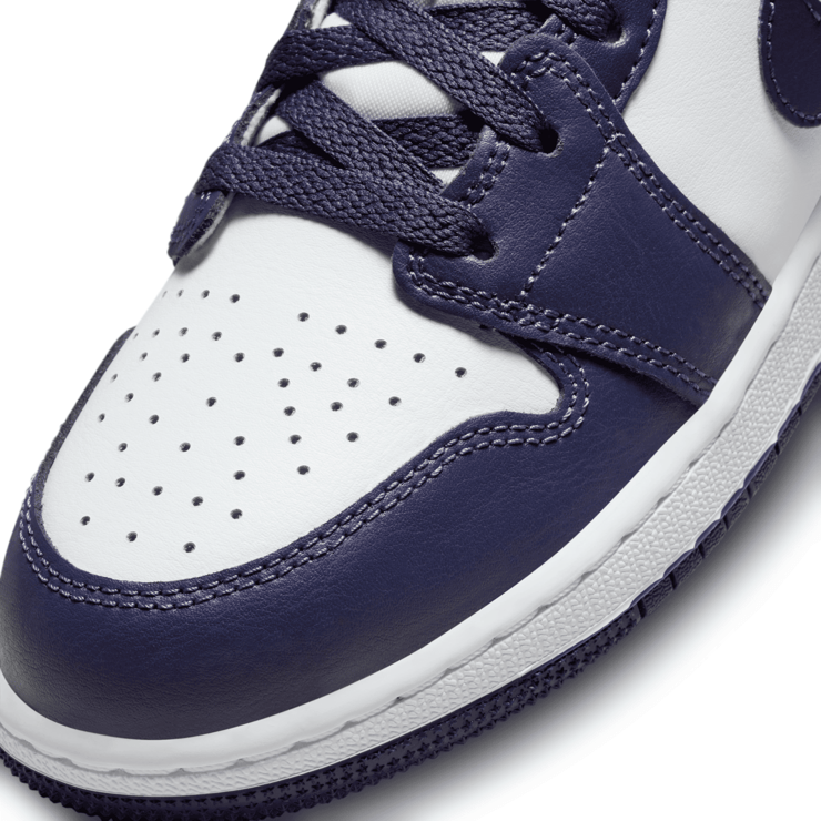 Air Jordan 1 Mid 'Sky J Purple' (GS) Angle 5