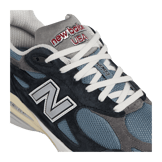 New Balance 990v3 Made in USA Teddy Santis Navy Castlerock Angle 4