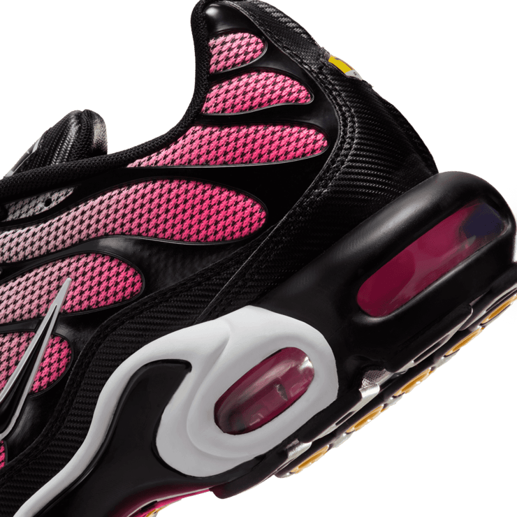 Nike Air Max Plus Sunset Pulse Pink Foam Angle 5