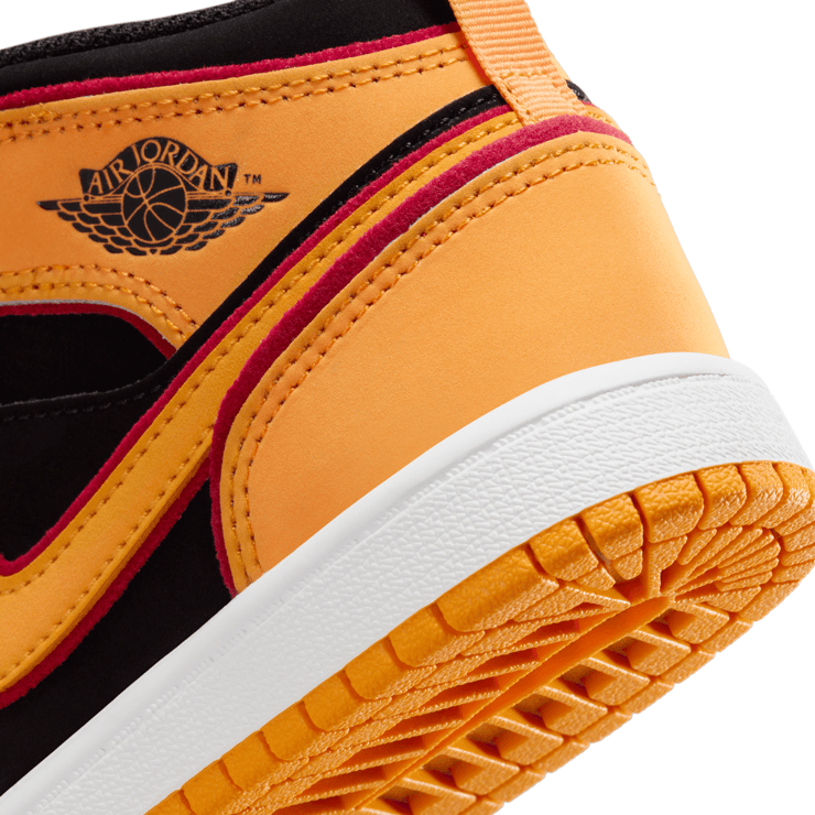 Air Jordan 1 Mid SE 'Vivid Orange' (PS) Angle 6