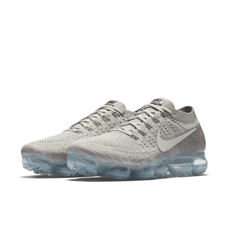 Nike Air VaporMax 'Pale Grey' Angle 2