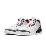Air Jordan 3 Retro SE Fire Red “Denim” CO.JP Angle 2