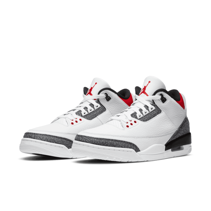 Air Jordan 3 Retro SE Fire Red “Denim” CO.JP Angle 2