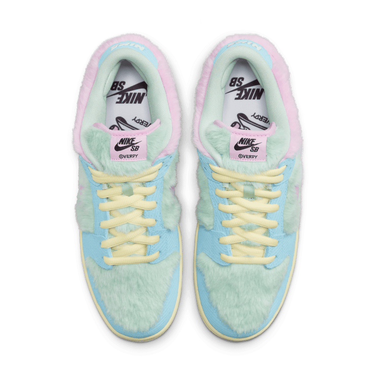 Nike SB Dunk Low Verdy Visty Angle 1