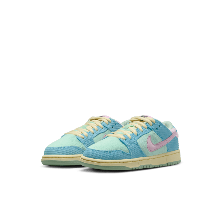 Nike SB Dunk Low Verdy Visty (PS) Angle 2