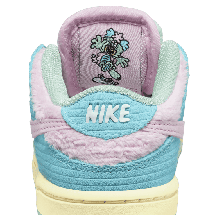 Nike SB Dunk Low Verdy Visty (TD) Angle 6