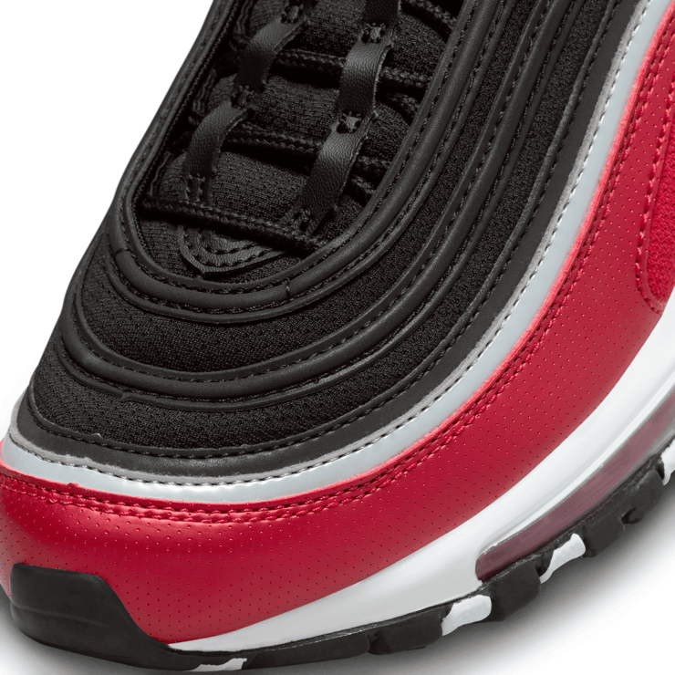 Nike Air Max 97 SE (GS) Angle 5