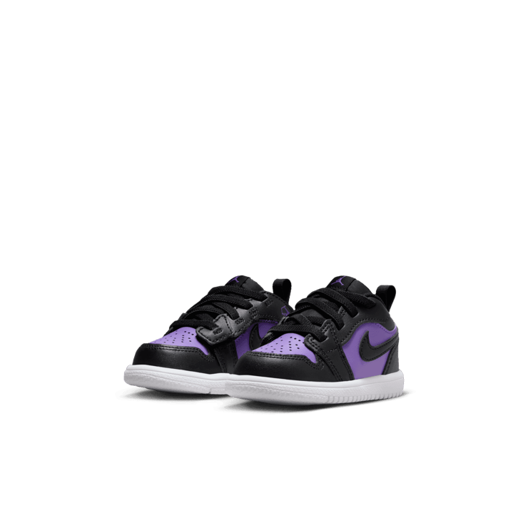 Jordan 1 Low Alt (TD) Angle 2