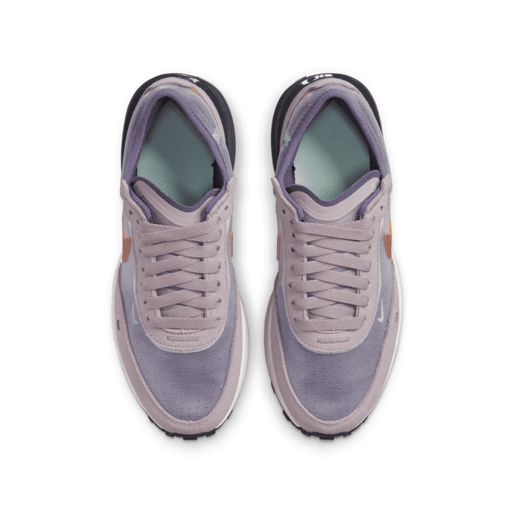 Nike Waffle One (GS) Angle 1