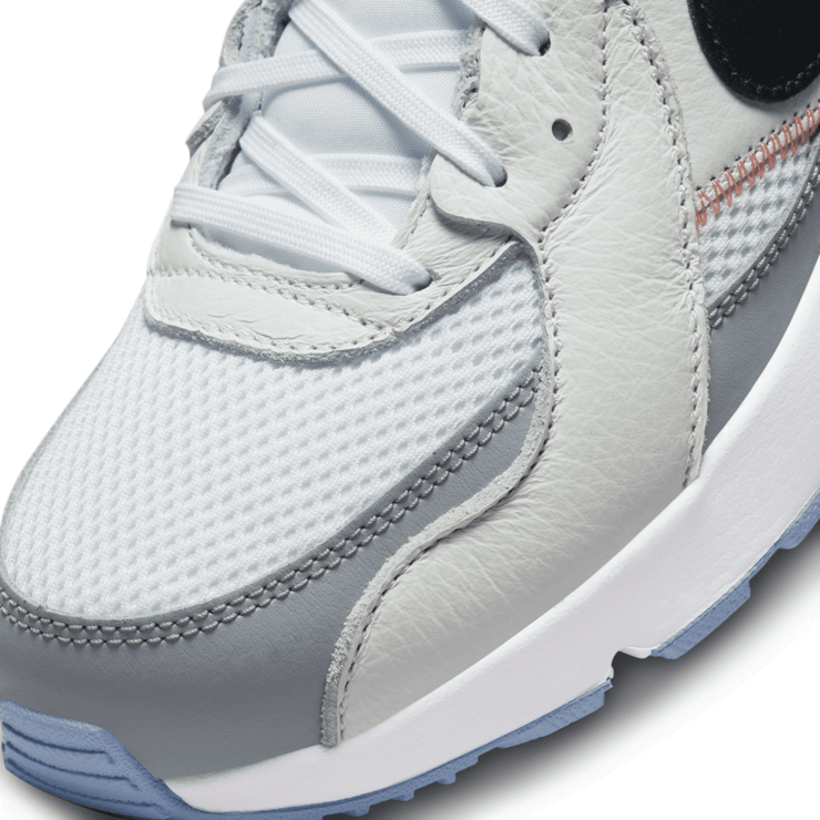 Nike Air Max Excee Angle 5