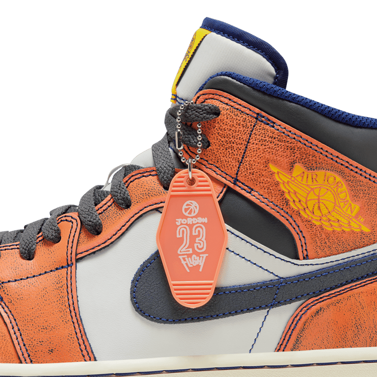 Air Jordan 1 Mid SE Flight Vintage Angle 6