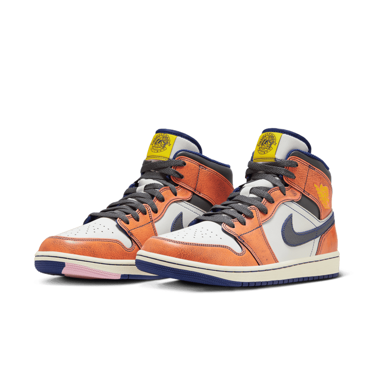 Air Jordan 1 Mid SE Flight Vintage Angle 2