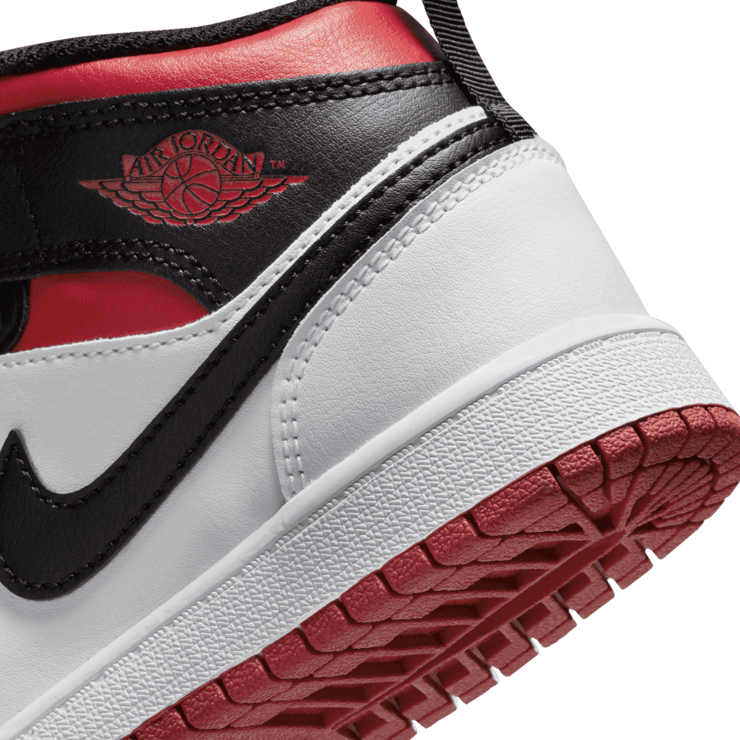 Air Jordan 1 Mid  'Gym Red Black Toe' (PS) Angle 5