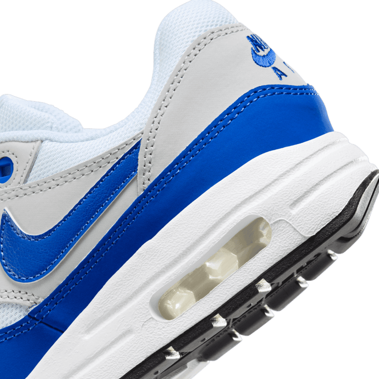 Nike Air Max 1 Royal Blue (GS) Angle 5