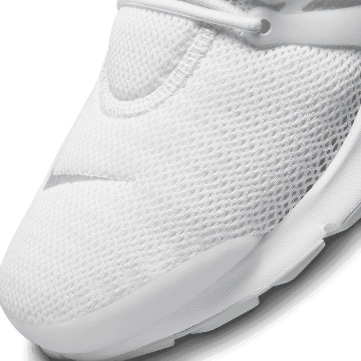 Nike Air Presto 'White Pure Platinum' (W) Angle 5