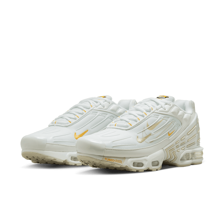 Nike Air Max Plus 3 Linen Angle 2