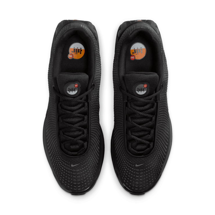 Nike Air Max DN Black Angle 1