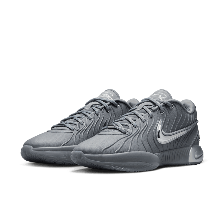 Nike LeBron 21 Resilient Angle 2