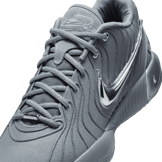 Nike LeBron 21 Resilient Angle 4