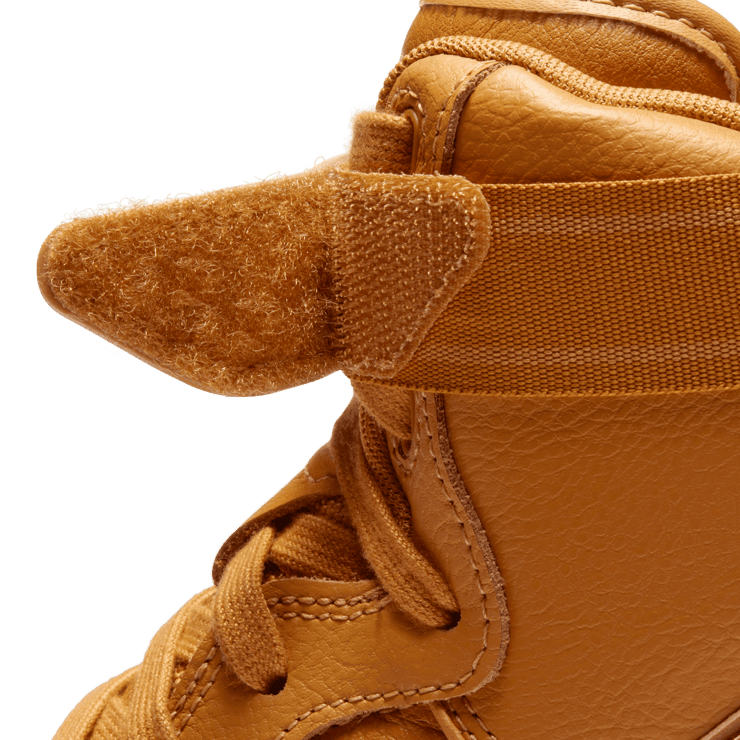 Nike Air Force 1 Gore-Tex Boot 'Wheat' Angle 6