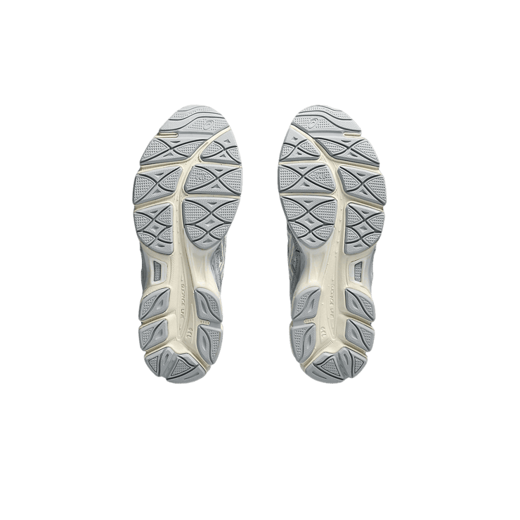 Asics Gel-NYC Ivory Mid Grey Angle 5