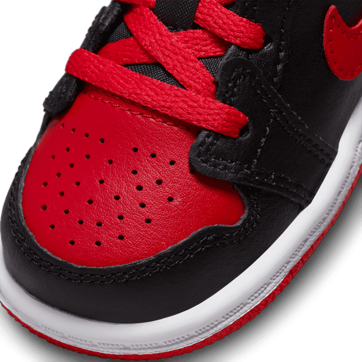 Air Jordan 1 Mid  'Alternate Bred' (TD) Angle 4