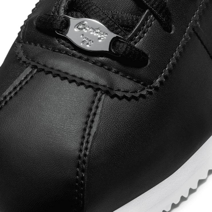 Nike Cortez Basic SL 'Black' (GS) Angle 5