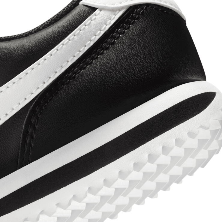 Nike Cortez Basic SL 'Black' (GS) Angle 6