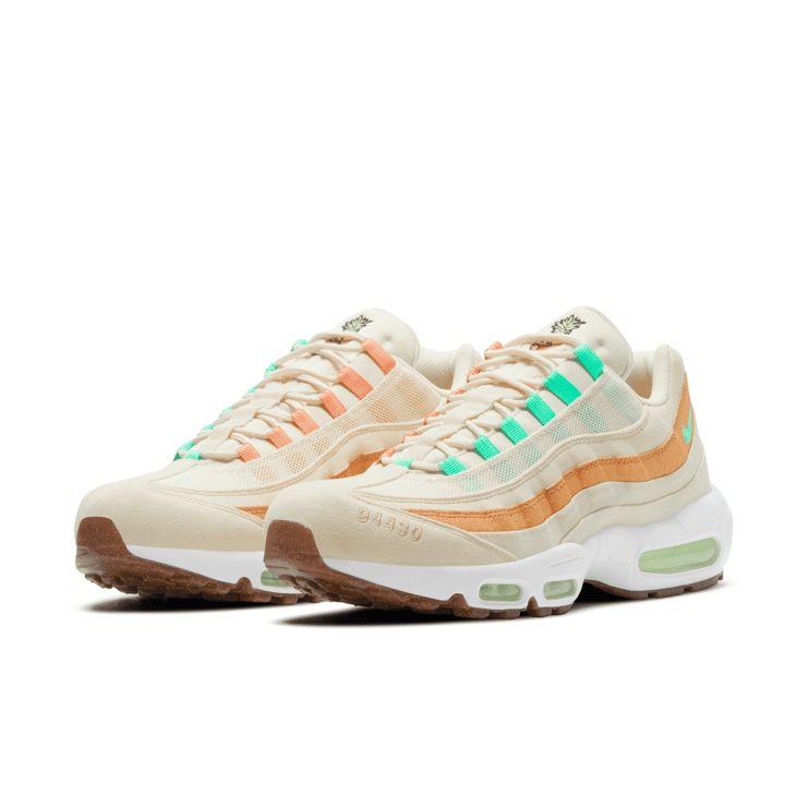 Nike Air Max 95 NRG 'Pineapple' Angle 3