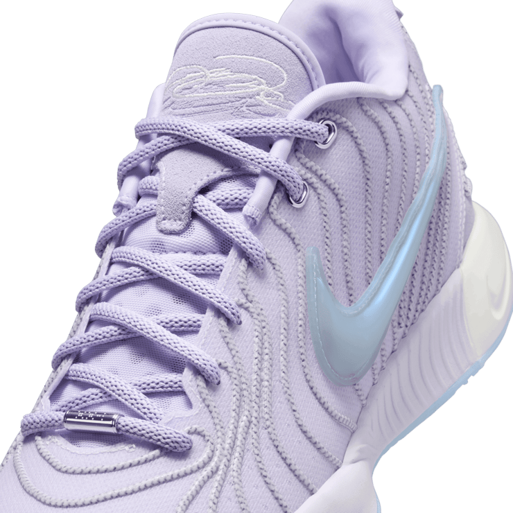 Nike LeBron 21 Serene Angle 4