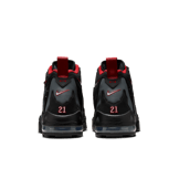 Nike Air DT Max 96 Falcons Angle 4