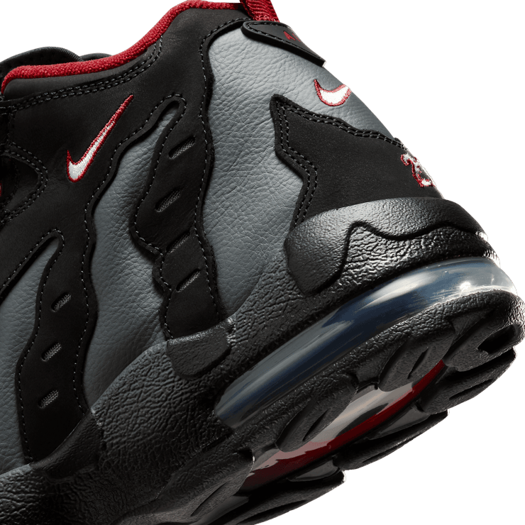 Nike Air DT Max 96 Falcons Angle 6