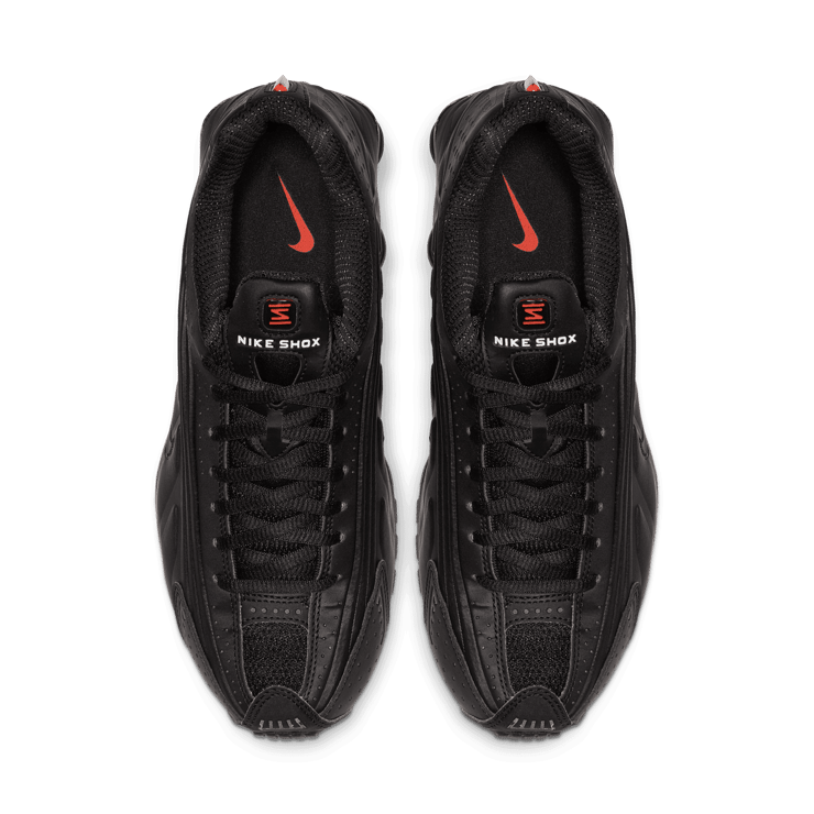 Nike Shox R4 Black (W) Angle 1