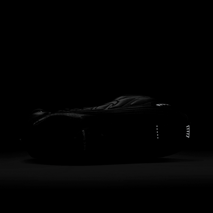 Nike Shox R4 Black (W) Angle 4