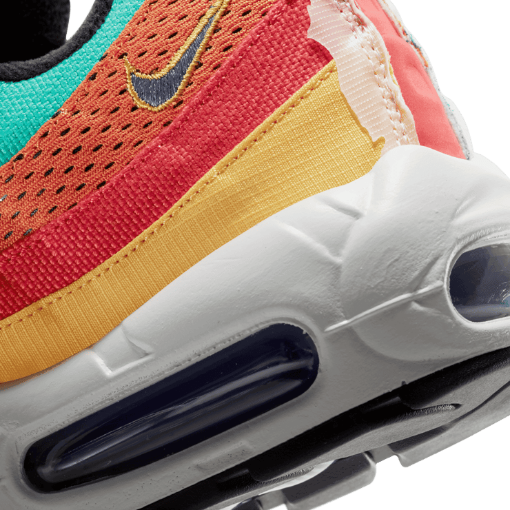 Nike Air Max 95 'Black History Month' Angle 7