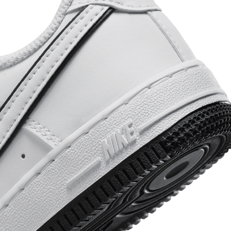 Nike Force 1 Low 'White Black' (PS) Angle 5