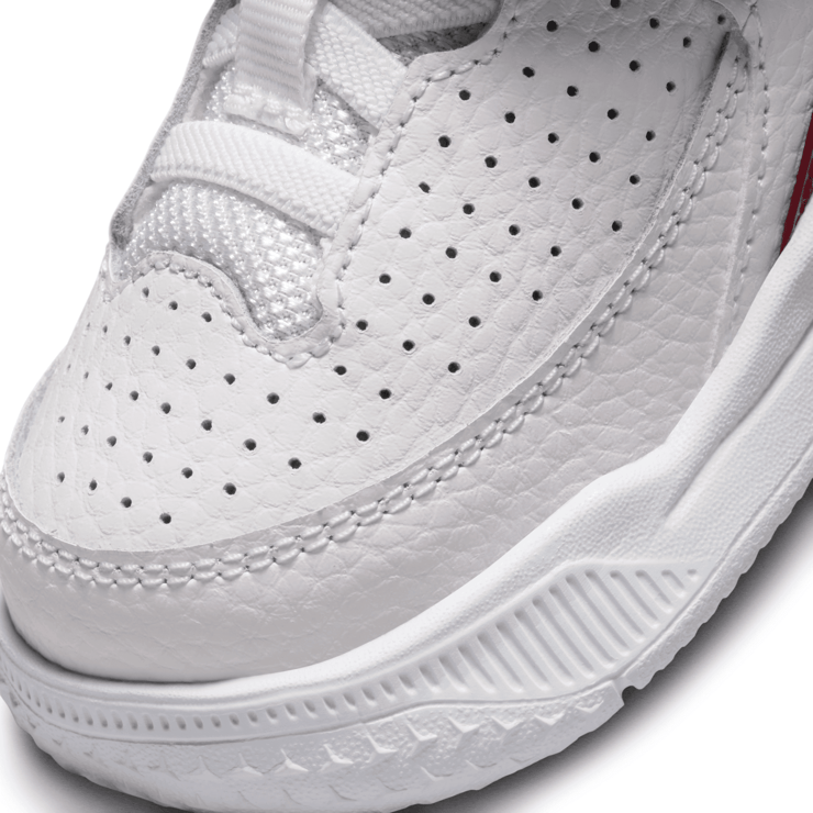 Jordan Max Aura 5 'White Varsity Red' (TD) Angle 5