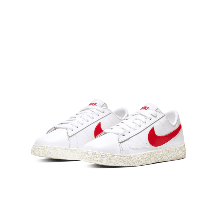 Nike Blazer Low 'White University Red' (GS) Angle 3