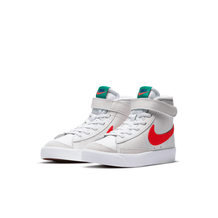 Nike Blazer Mid '77 'Platinum Tint Bright Crimson' (PS) Angle 3