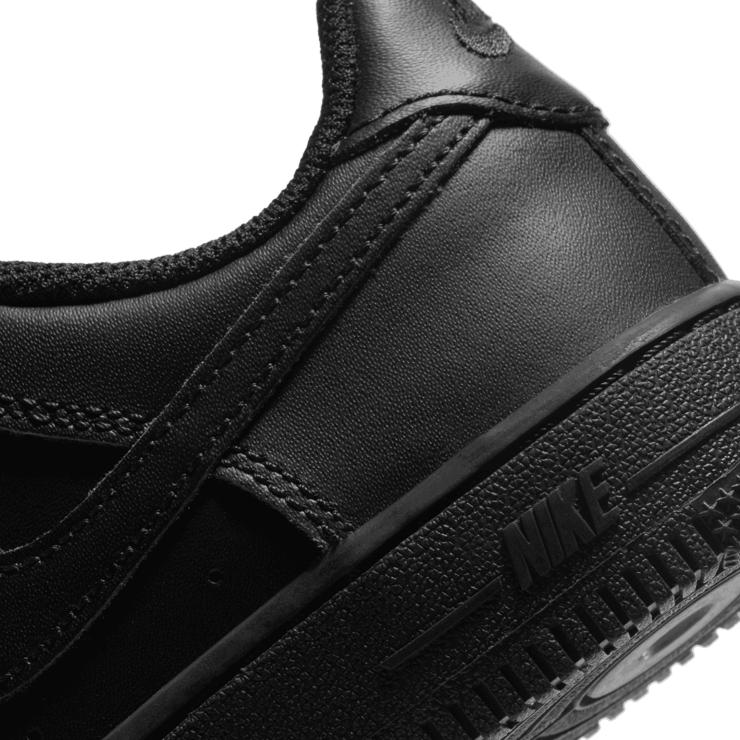 Nike Force 1 LE 'Triple Black' (PS) Angle 5